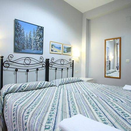 Pension San Telmo / San Juan Сан Себастиан Екстериор снимка